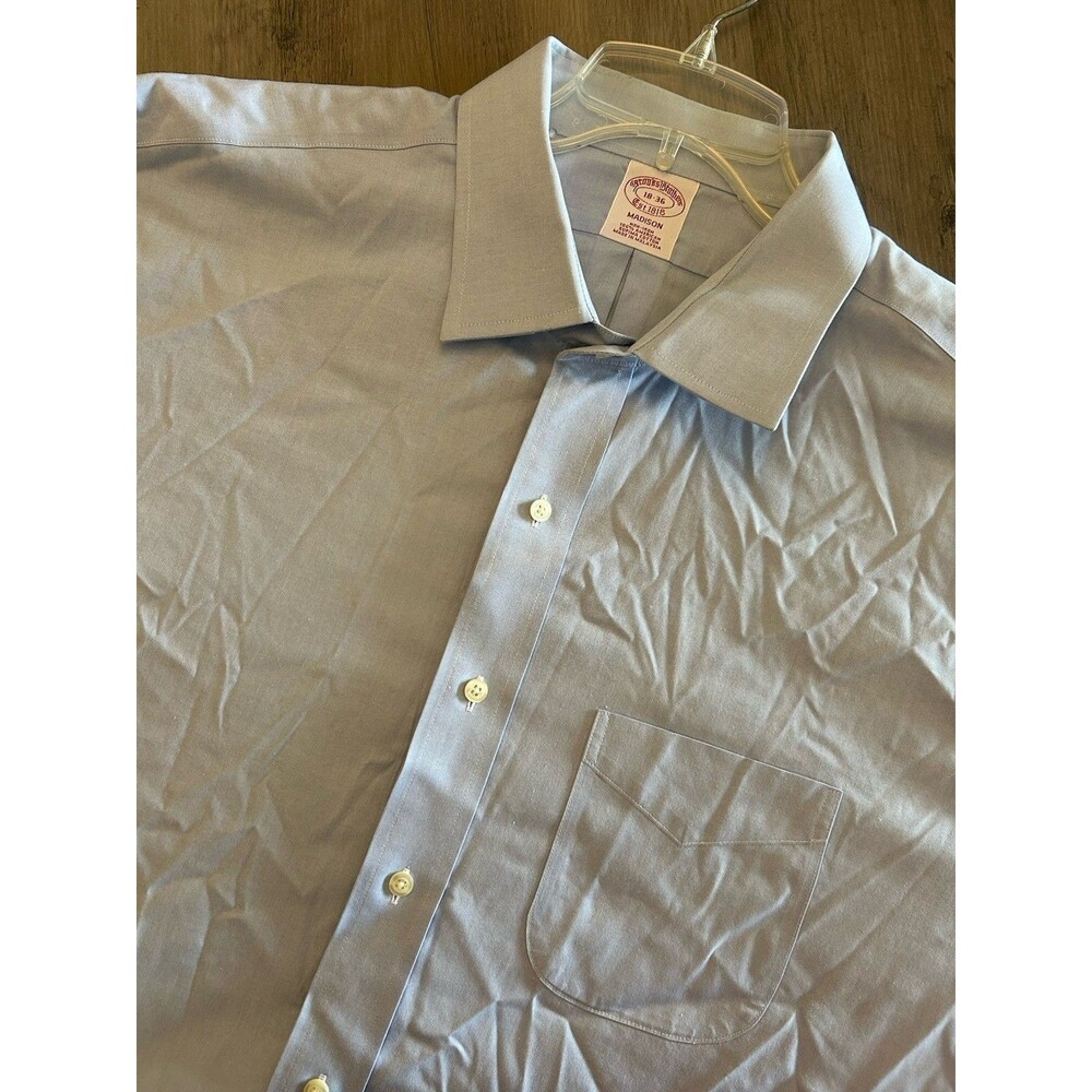 Brooks Brothers Mens Shirt Size 18-36 Light Blue Madison Supima Cotton Non-Iron